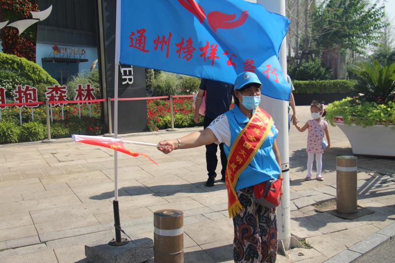 <strong>男操女含羞草网站</strong>